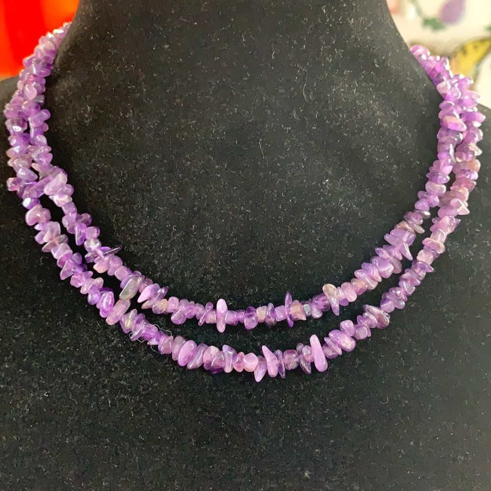 34” long polished amethyst stones necklace